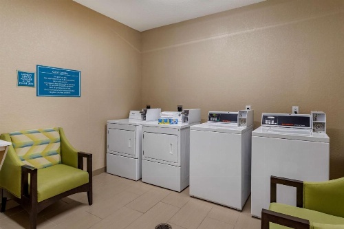 Best Western Plus Galveston Suites image 8