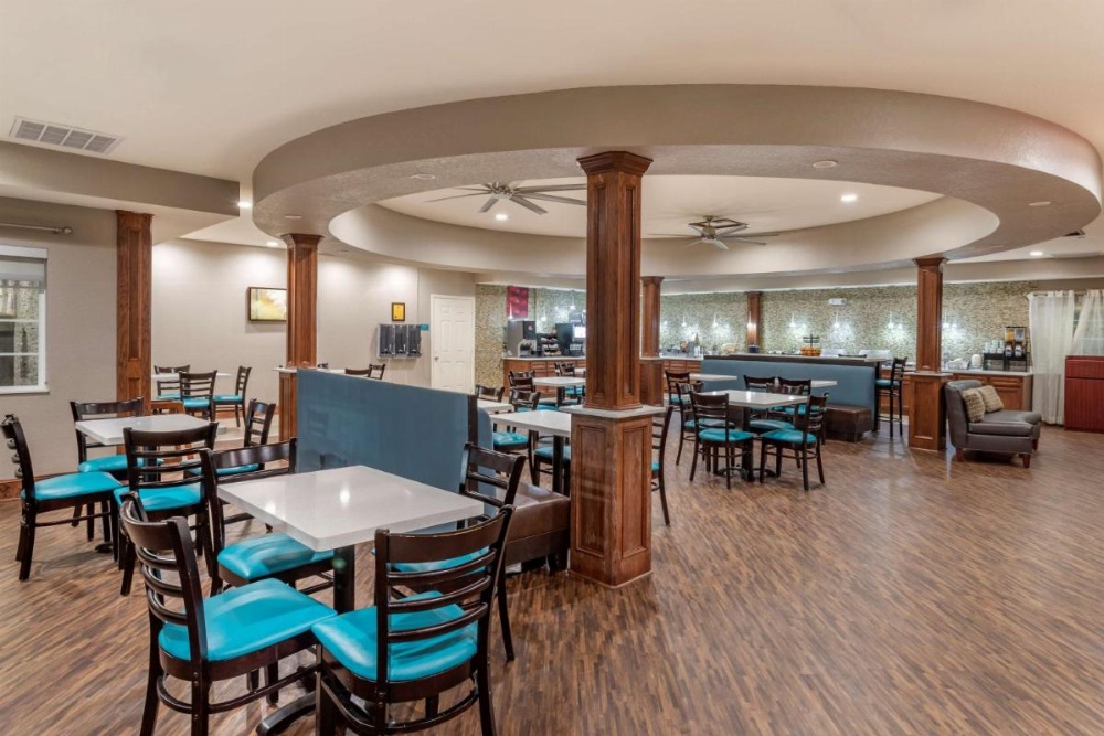 Best Western Plus Galveston Suites Image 11