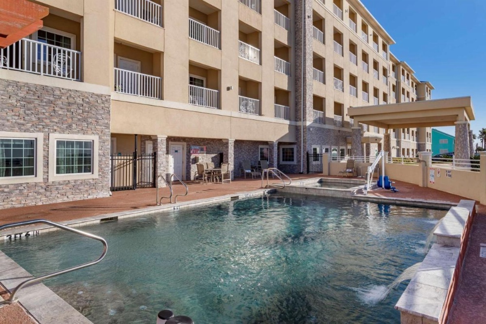Best Western Plus Galveston Suites Image 23