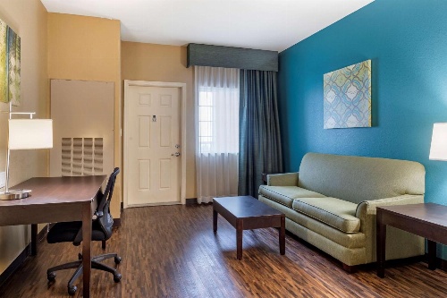 Best Western Plus Galveston Suites image 3