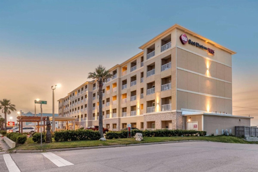 Best Western Plus Galveston Suites Image 25