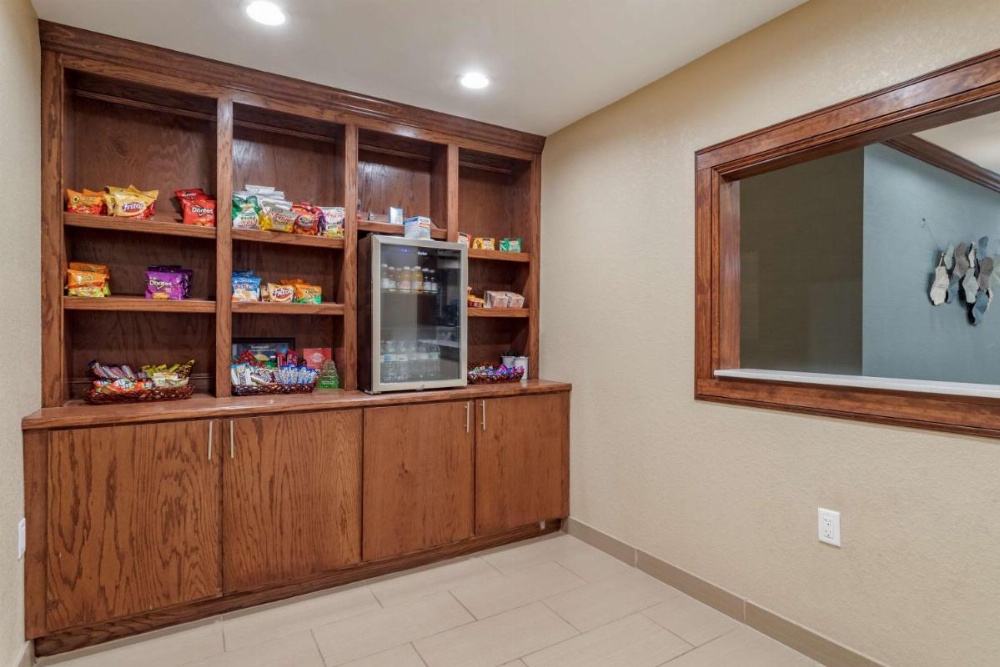 Best Western Plus Galveston Suites Image 7