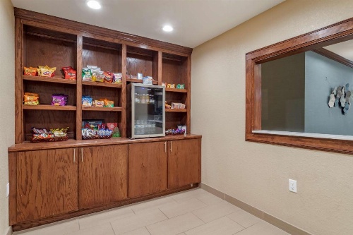 Best Western Plus Galveston Suites image 7